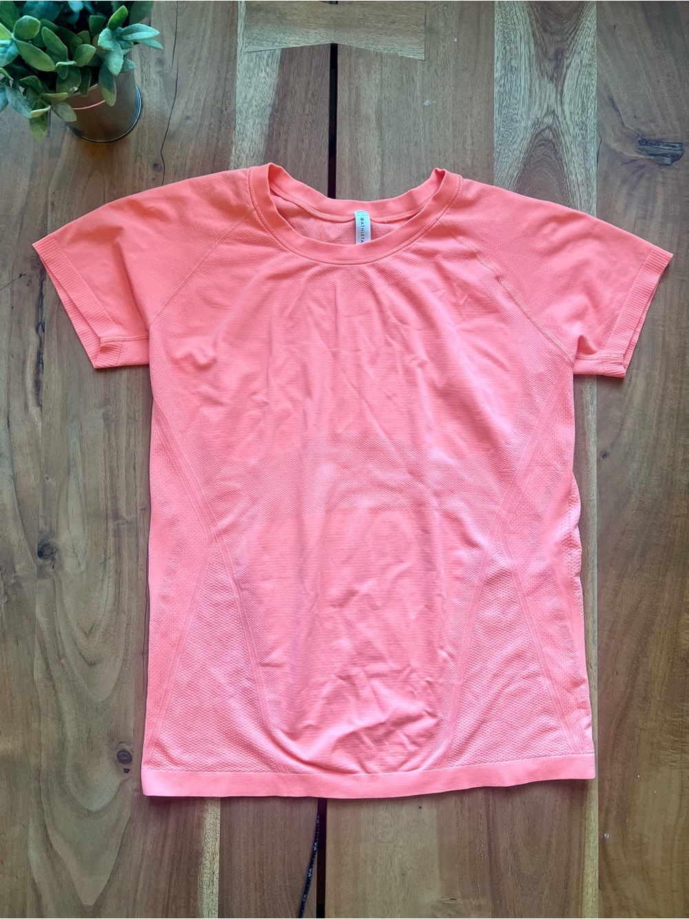Athleta Momentum Tee